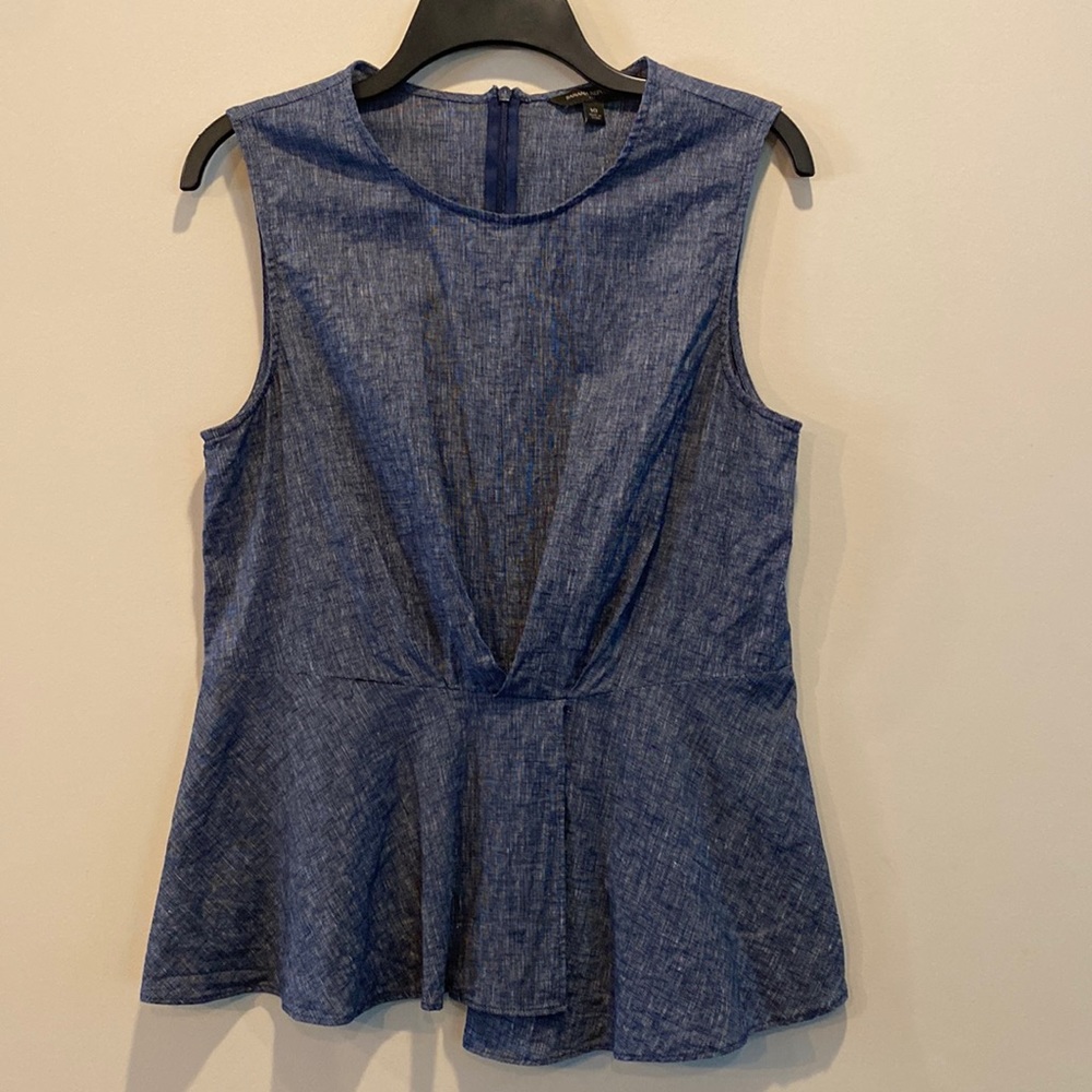 Banana Republic blue sleeveless shirt